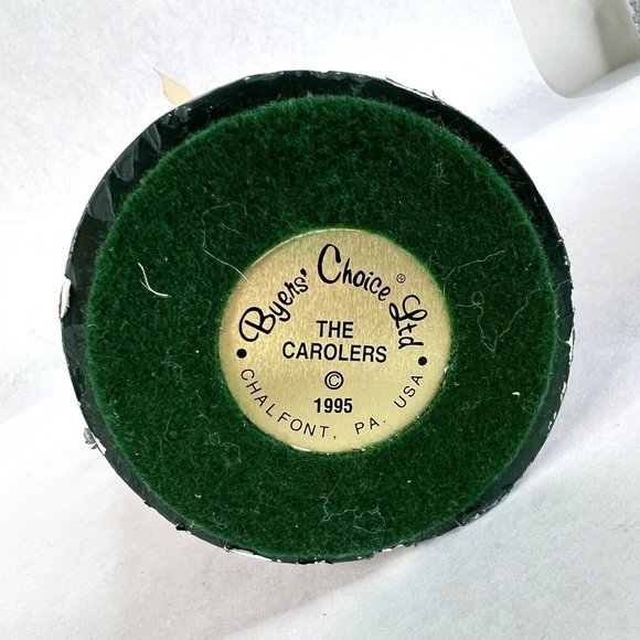 Byers Choice Caroler Man Holding Sheet Music Accordion Signed Limited Edition - Picture 11 of 12